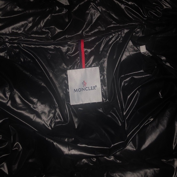 Moncler size 3 (M) - Picture 3 of 8